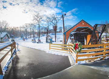 rhode-island/yawgoo-valley-ski-area/attraction/yawgoo-valley-ski-area-water-park