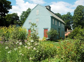 connecticut/litchfield-hills/attraction/glebe-house-museum-garden