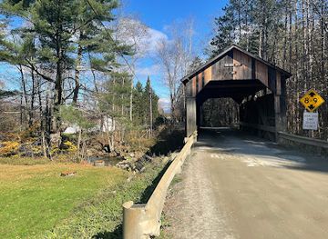 vermont/sugarbush-resort/attraction/pine-brook-covered-bridge