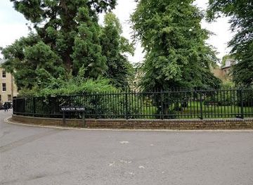 united-kingdom/oxford/attraction/wellington-square