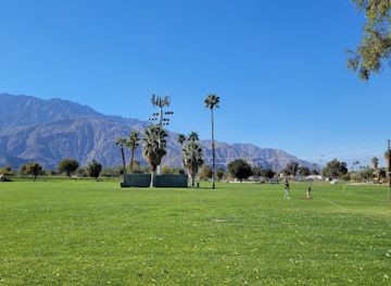 california/palm-springs/racquet-club-estates/attraction/demuth-park