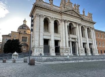 vatican-city/vatican-gardens/attraction/basilica-of-san-giovanni-in-laterano