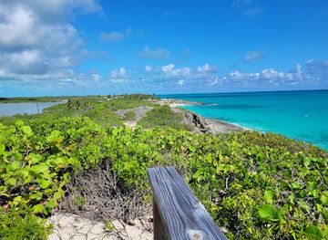 the-bahamas/ragged-island/attraction/the-salt-beacon