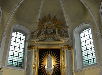 belgium/kortrijk/attraction/chapel-of-the-convent-of-carmelites