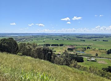 australia/western-district/attraction/mt-leura-lookout