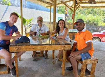 mauritius/flacq/attraction/ravinal-tamarind-falls-resto-hiking-guide