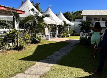 saint-vincent-and-the-grenadines/saint-andrew/attraction/paradise-cottage