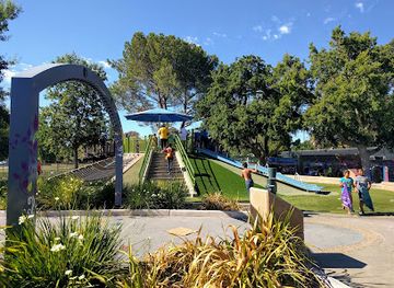 california/menlo-park/attraction/magical-bridge-playground