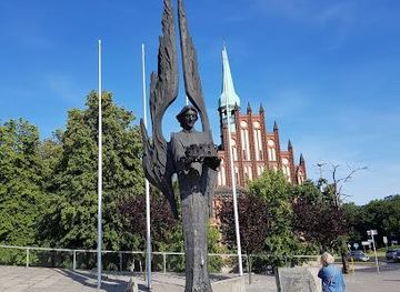 poland/szczecin/attraction/solidarity-square