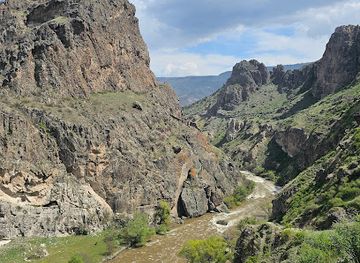 georgia/vardzia/attraction/vidy-nagoru