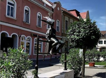 hungary/western-transdanubia/attraction/little-queen