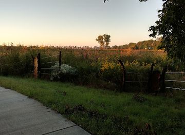 kansas/smoky-hills/attraction/dyck-arboretum-of-the-plains