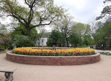 kansas/topeka/attraction/old-prairie-town-at-ward-meade-historic-site-and-botanical-garden