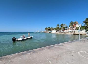 florida/key-west/attraction/ponce-de-leon-beach