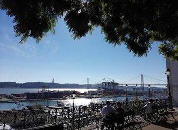 portugal/cascais/attraction/rocha-conde-de-obidos-viewpoint