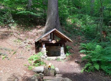 czechia/jizera-mountains/attraction/pramen-svateho-huberta