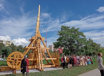 slovakia/trnava/attraction/replika-katapultu