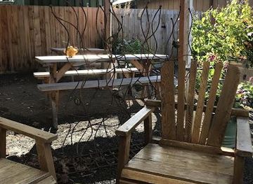 washington/everett/attraction/bainbridge-vineyards