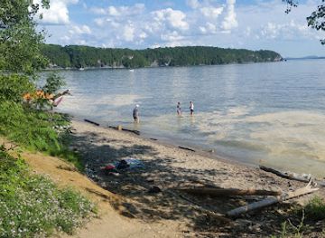 vermont/lake-champlain/attraction/leddy-beach
