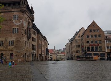 germany/nuremberg/attraction/tugendbrunnen