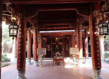 vietnam/hanoi/attraction/bach-ma-temple