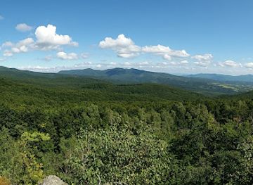 ukraine/pylypets/attraction/zacharovanyi-krai-national-park