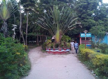 bangladesh/rangpur/attraction/collectorate-surovi-uddan