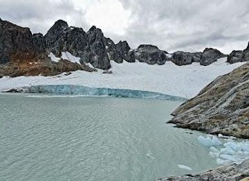 argentina/ushuaia/attraction/glaciar-ojo-del-albino