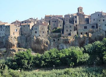 italy/maremma/attraction/museo-civico-archeologico