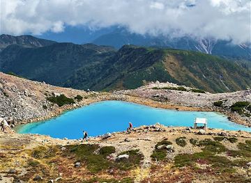 japan/shirakawa-go/attraction/midorigaike-pond