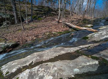 illinois/shawnee-national-forest/attraction/stonefort-nature-trail