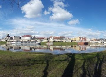 poland/gorzów-wielkopolski/attraction/rejsy-lodolamaczem-kuna