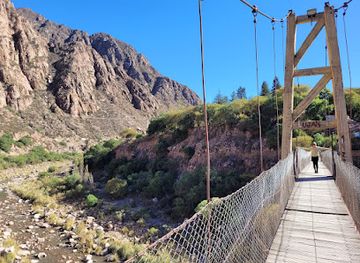 argentina/cuyo/attraction/puente-colgante-de-cacheuta