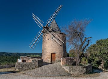 france/luberon/attraction/moulin-de-jerusalem