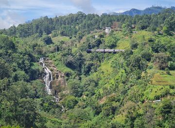 sri-lanka/badulla-district/attraction/small-ravana-falls