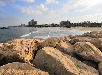 israel/herzliya/attraction/herzliya-beach
