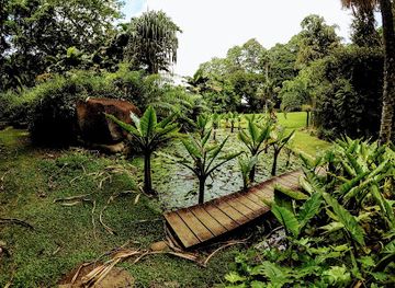 seychelles/victoria/attraction/giant-tortoise-enclosure