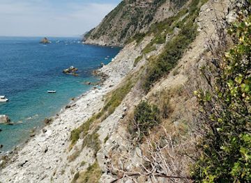 italy/cinque-terre/attraction/spiaggia-del-persico