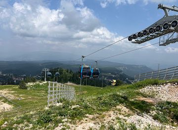 bosnia-and-herzegovina/bosnian-podrinje-canton/attraction/olympic-symbol-sarajevo-84