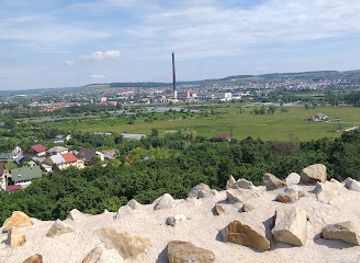 romania/bucovina/attraction/cetatea-de-scaun-a-sucevei
