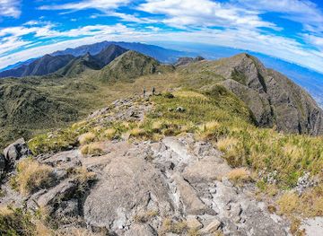 brazil/serra-da-mantiqueira/attraction/pedra-da-mina