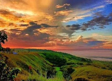 philippines/central-visayas/attraction/taytay-hills