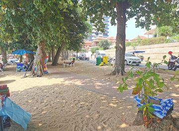 thailand/pattaya/attraction/yinyom-beach