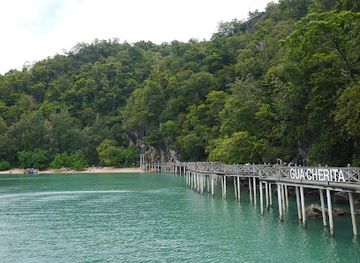 malaysia/langkawi/attraction/gua-cherita
