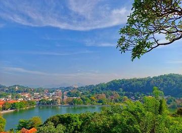 sri-lanka/kandy/attraction/kandy-view-point