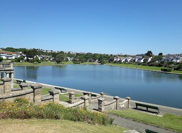 united-kingdom/south-glamorgan/attraction/cold-knap-beach