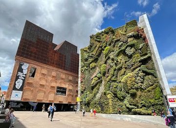 spain/madrid/attraction/caixaforum-madrid