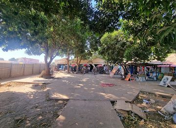 the-gambia/kanifing/attraction/senegambia-craft-market