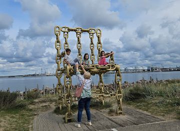 latvia/ventspils/attraction/zelta-kresls