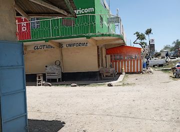 kenya/mount-kenya/attraction/amerucan-tv-narumoru-hub